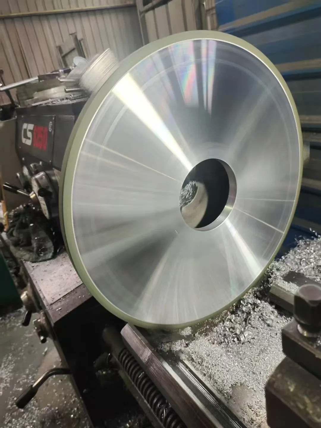 Cylindrical Grinding grinding wheel application image